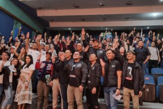 Ratusan pekerja dan founder dari berbagai startup berkumpul menyatakan dukungan kepada pasangan Ganjar Pranowo-Mahfud MD di Gelanggang Olah Raga (GOR) Bulungan, Kebayoran Baru, Jakarta Selatan, Senin (8/1). Foto: Ist