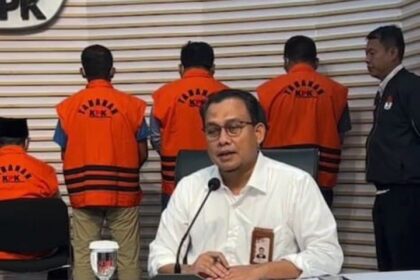 Kabag Pemberitaan KPK, Ali Fikri dalam jumpa pers pekan lalu. Foto: Live streaming YT KPK RI