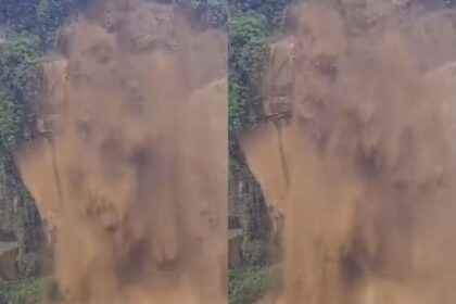 Aliran air banjir bercampur lumpur di Desa Cikadut Kecamatan, Cimenyan, Kabupaten Bandung, Rabu (10/1). Foto: IG, @folkjawabarat (tangkap layar)