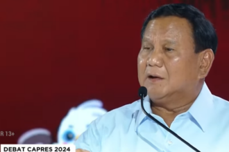 Calon Presiden (Capres) nomor urut 2, Prabowo Subianto menjanjikan pembangunan institusi TNI dan Polri lebih unggul jika terpilih di Pilpres 2024. Foto: Screenshot YouTube Metro TV