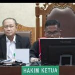 Ketua Majelis Hakim Pengadilan Tipikor Jakarta saat membacakan putusan terhadap terdakwa mantan pejabat Direktorat Jenderal (Ditjen) Pajak, Rafael Alun Trisambodo, Senin (8/1/2024). Foto: Live streaming YT