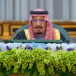 Raja Salman memimpin sidang kabinet Arab Saudi yang menentang terorisme Israel di Gaza Palestina. Foto: SPA