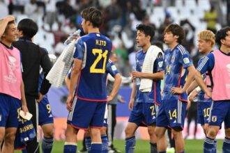 Timnas Jepang akan menghadapi Indonesia di laga terakhir fase grup. Foto: AFP/