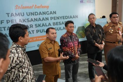 Badan Informasi dan Geospasial (BIG) menggelar acara Sosialisasi Pelaksanaan Penyediaan Peta Dasar Skala Besar Wilayah Darat Pulau Sulawesi di The Rinra Hotel Makassar, Selasa (27/02/2024).