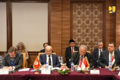 enteri Pekerjaan Umum dan Perumahan Rakyat (PUPR) Basuki Hadimuljono menghadiri High Level Meeting The 5th Mediterranean Water Forum di Tunis, Tunisia, Senin (5/2/2024). Foto: PUPR