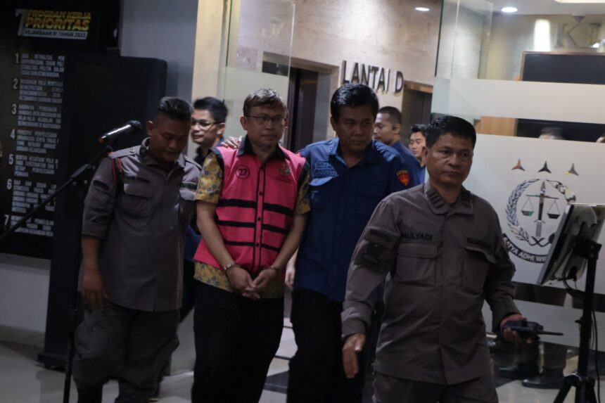 AHA, General Manager PT Antam yang kini ditetapkan tersangka dan ditahan oleh Kejaksaan Agung. Foto: Yudha Krastawan/ipol.id