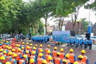 Kegiatan Inspection Day dalam rangka memperingati Bulan Keselamatan dan Kesehatan Kerja (K3) Nasional dipimpin langsung oleh Direktur Distribusi PLN Adi Priyanto dan diikuti secara serentak di 22 Unit Induk Distribusi dan Unit Induk Wilayah tersebar di seluruh Indonesia. Foto: Dok PLN