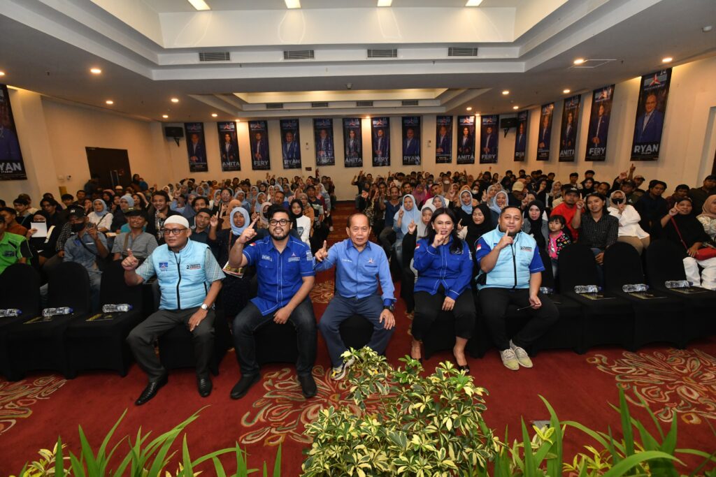 Wakil Ketua MPR RI Prof. Dr. Sjarifuddin Hasan, MM, MBA di sela-sela acara Bimbingan Teknis Pelatihan Saksi TPS yang digelar DPC Partai Demokrat Kota Bogor, di Kota Bogor, Jawa Barat, Sabtu (3/2/2024). Foto/IST 