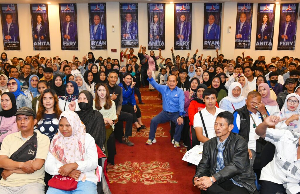Wakil Ketua MPR RI Prof. Dr. Sjarifuddin Hasan, MM, MBA di sela-sela acara Bimbingan Teknis Pelatihan Saksi TPS yang digelar DPC Partai Demokrat Kota Bogor, di Kota Bogor, Jawa Barat, Sabtu (3/2/2024). Foto/IST 