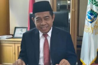 Ketua DPW PKS DKI Jakarta, Khoirudin saat menjalankan tugas sebagai wakil ketua DPRD DKI.(foto ipol.id)
