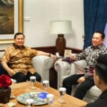 Bambang Soesatyo saat bertemu dengan Prabowo Subianto. Foto: Setjen MPR RI