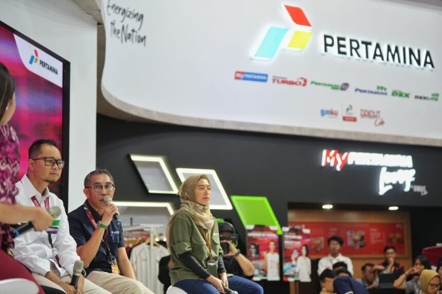 PT PGN Tbk selaku Subholding Gas Pertamina kembali menampilkan produk GasKu yakni bahan bakar gas (BBG) untuk kendaraan yang ramah lingkungan dalam Indonesia International Motor Show (IIMS) 2024. Foto: Dok PGN