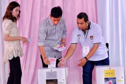 Gibran Rakabuming Raka dan istrinya Selvi Ananda saat mengikuti Pileg 2024. Foto: Instagram @gibran_rakabuming