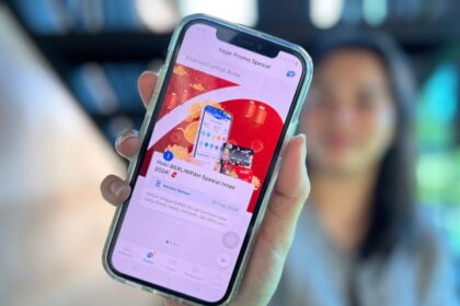 Program bertajuk Hoki Berlimpah memberikan berbagai keuntungan bagi nasabah yang menggunakan Livin’ Sukha, QRIS Livin’ by Mandiri, Tap to Pay Livin’ by Mandiri, Mandiri Kartu Kredit, Mandiri Kartu Debit, dan Livin’poin. Foto: Bank Mandiri