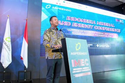 Kepmen Kelautan dan Perikanan 208/2023 dan juga peraturan mengenai ekspor pasir laut akan menimbulkan praktik oligopoli dalam pelaksanaan.