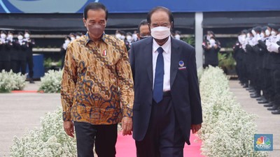 Foto: Presiden Joko Widodo (kiri) dan Ketua Umum Partai NasDem Surya Paloh (kanan)