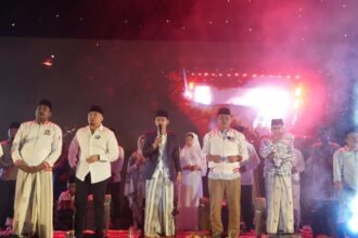 Pandawa Lima saat gelaran selawat massal dan doa bersama di JCC Senayan, Jakarta Pusat, Rabu (31/1) lalu, dengan harapan Pemilu 2024 berjalan damai menyejukkan. Foto: Ist