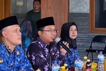 Bupati Sidoarjo, Ahmad Muhdlor (tengah). Foto: Instagram @ahmadmuhdlorali