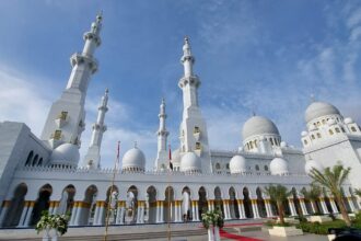 Masjid Raya Sheikh Zayed Kota Solo, yang pembangunannya dilaksanakan Waskita Karya. Foto: Kemenag RI