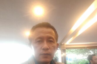 Tim saksi Partai Demokrat Jakarta Utara, Usman saat mengikuti penghitungan suara tingkat Kota, di Hotel Mercure, Ancol, Jakarta Utara.(foto dok pribadi)
