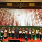 PT Bank Rakyat Indonesia (Persero), Tbk mendapatkan anugerah BAZNAS Award 2024 kategori Bank Penyedia Layanan Pembayaran Zakat Terbaik. Foto: Dok BRI