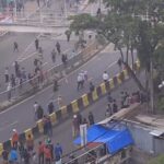 Sejumlah remaja kembali pecah melakukan tawuran di Jalan Jenderal Basuki Rachmat, Cipinang Besar Utara, Jatinegara, Jakarta Timur, Sabtu (9/3) pagi. Foto: jktinfo/Instagram