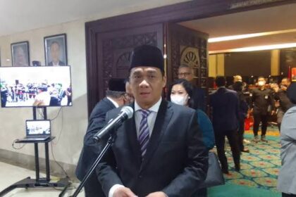 Mantan Wagub yang juga ketua DPD Gerindra, Ariza Patria. Foto: dok ipol.id