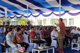 Staf Khusus Menteri BUMN, Arya Sinulingga dalam Gen Z activation yang ke-22 di SMA Negeri 1 Kabanjahe, Kabupaten Karo, Sumatera Utara, Kamis. Foto: Kementerian BUMN