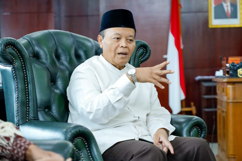 Wakil Ketua Majelis Permusyawaratan Rakyat Republik Indonesia (MPR RI) Dr. H. M Hidayat Nur Wahid, MA mengkritik Rancangan Undang - Undang Daerah Khusus Jakarta (UU DKJ) yang tetap disetujui oleh rapat  paripurna DPRRI bersama Pemerintah, sekalipun ditolak oleh PKS, karena kandungan RUU itu ada yang tidak sesuai dengan ketentuan Konstitusi dan tidak memberikan keadilan bagi Rakyat Jakarta. 