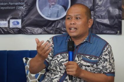 Akademisi Agustus Fernando Emas di salah satu acara.(foto dok pribadi)