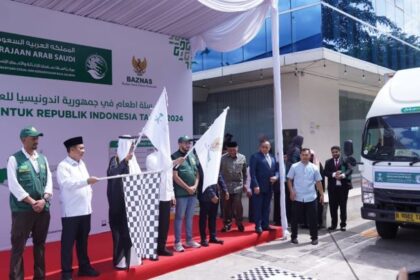 Penyerahan bantuan sosial dari Arab Saudi merupakan hasil kerja sama dengan Baznas yang sudah berjalan selamat tiga tahun terakhir. Foto: Kemenag