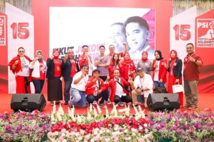 Ketua Umum (Ketum) Partai Solidaritas Indonesia (PSI) Kaesang Pangarep berkampanye di Gorontalo, Sabtu (23/12/2023). Foto: dok PSI.