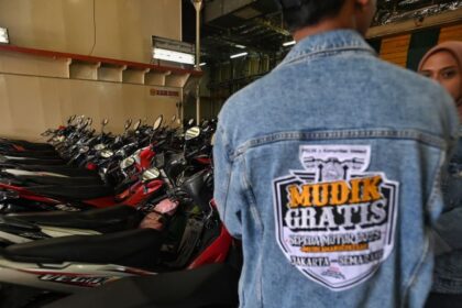 Program Mudik Gratis tersedia melalui jalur darat, laut, serta kereta api, yang digelar di beberapa titik simpul transportasi. Foto: kememhub