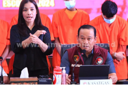 Wakabareskrim Polri Irjen Pol. Asep Edi Suheri mengatakan, kasus pertama diungkap oleh Satgas Penanggulangan Narkoba Polda Kaltara dengan total barang bukti 33 kilogram sabu dan 1.243 butir ekstasi.