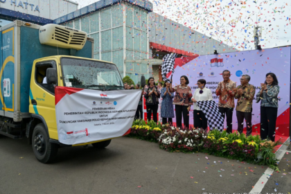Pemerintah Indonesia melalui Lembaga Dana Kerja Sama Pembangunan Internasional (LDKPI) atau yang juga dikenal dengan Indonesian AID memberikan bantuan berupa 10 juta dosis vaksin polio bPOV produksi dalam negeri kepada masyarakat Afganistan.
