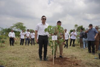 Menteri ATR/BPN Agus Harimurti Yudhoyono saat peringatan Hari Bumi. Foto: humas