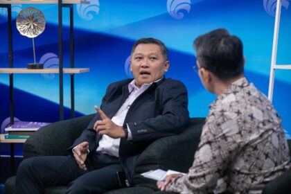 Deputi Bidang Meteorologi BMKG, Guswanto saat memaparkan pendapatnya dalam dialog FMB9. Foto: dok humas