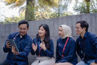 Telkom Indonesia kembali meraih penghargaan sebagai tempat kerja terbaik untuk mengembangkan karier versi LinkedIn Top Companies 2024. Foto: Telkom Indonesia