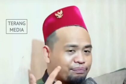 Viral video Gus Ubad Aminullah mengatakan Kiai serahkan istri kepada oknum Habib di Cianjur. Foto: IG, @terang_media (tangkap layar)