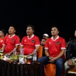 Penjabat Gubernur Sulsel Bahtiar Baharuddin bersama Pj Wali Kota Parepare Akbar Ali dan jajaran Forkopimda Parepare, nonton bareng Semi Final Piala AFC, di Lapangan Andi Makkasau Parepare, Senin, 29 April 2024