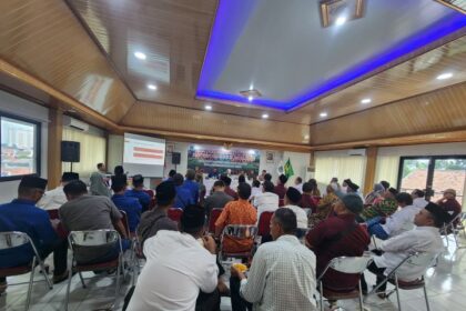Kepala Kantor Cabang (Kakacab) BPJS Ketenagakerjaan Jakarta Ceger Dewi Manik Imannury, mengatakan dalam kegiatan simbolis tersebut juga ada sosialisasi manfaat program BPJS Ketenagakerjaan.