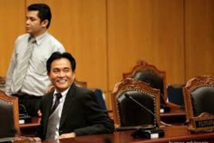 Ketua Tim Pembela Prabowo-Gibran, Yusril Izha Mahendra saat mengikuti sidang PHPU di MK.(Foto dok MK RI)