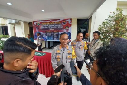 Kapolres Metro Jakarta Timur, Kombes Pol Nicolas Ary Lilipaly dan jajaran. Foto: Dok/ipol.id