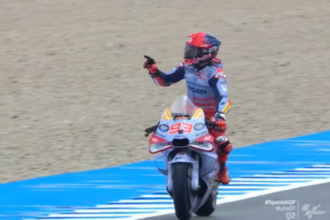 Marc Marquez, Rider Gresini Ducati, berhasil meraih pole position setelah tercatat menjadi yang tercepat di sesi kualifikasi MotoGP Spanyol 2024 di Sirkuit Jerez, Sabtu (27/4/2024) sore. Foto: Tangkapan layar X @teasersixer