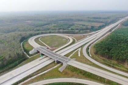 Jalan Tol Trans Sumatera(JTTS) Dua Ruas Tol Kuala Tanjung – Tebing Tinggi – Parapat (Kutepat). Foto: HK