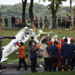 Pesawat Pesawat Tecnam P2006T PK-IFP jatuh di Sunburst, BSD, Tangsel. Foto: X @SaveTheAviation