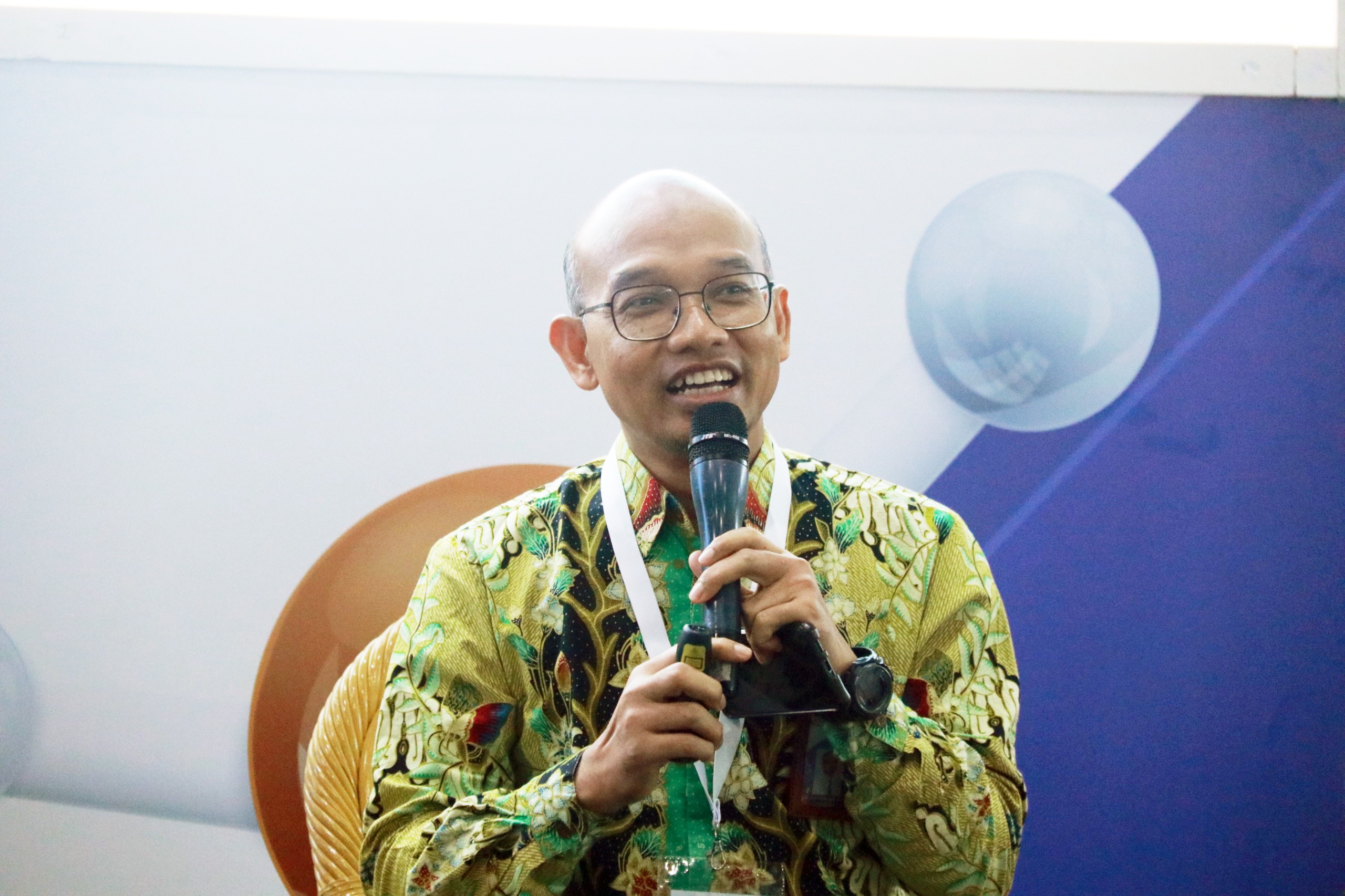 Direktur Standar Nasional Satuan Ukuran Termoelektrik dan Kimia Badan Standardisasi Nasional (SNSU TK – BSN), Ghufron Zaid. Foto: humas 