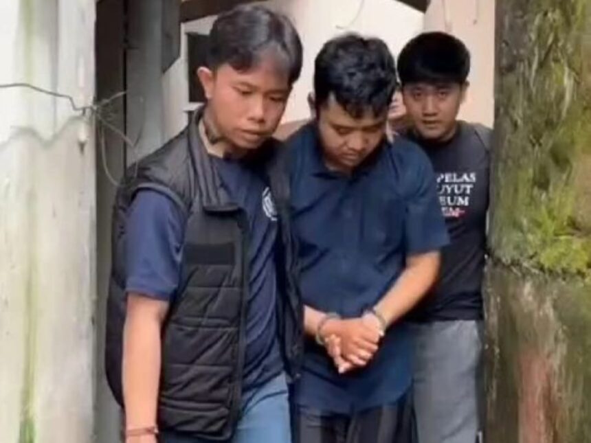Polisi menangkap seorang laki-laki diduga pelaku pembunuhan terhadap seorang perempuan yang ditemukan di dalam koper di kawasan Cikarang Barat, Kabupaten Bekasi. Foto: IG, @kabarnegri (tangkap layar)
