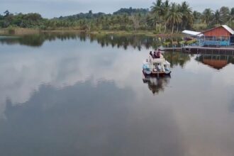 Foto : Taman Gubang, Kutai Kartanegara.