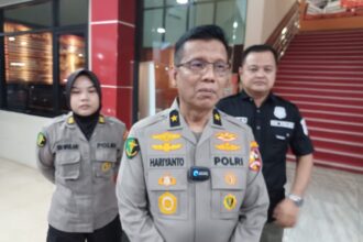 Kepala Rumah Sakit (Karumkit) Polri, Brigjen Pol Hariyanto dan jajaran di Rumah Sakit Polri Kramat Jati, Jakarta Timur, Selasa (7/5). Foto: Joesvicar Iqbal/ipol.id